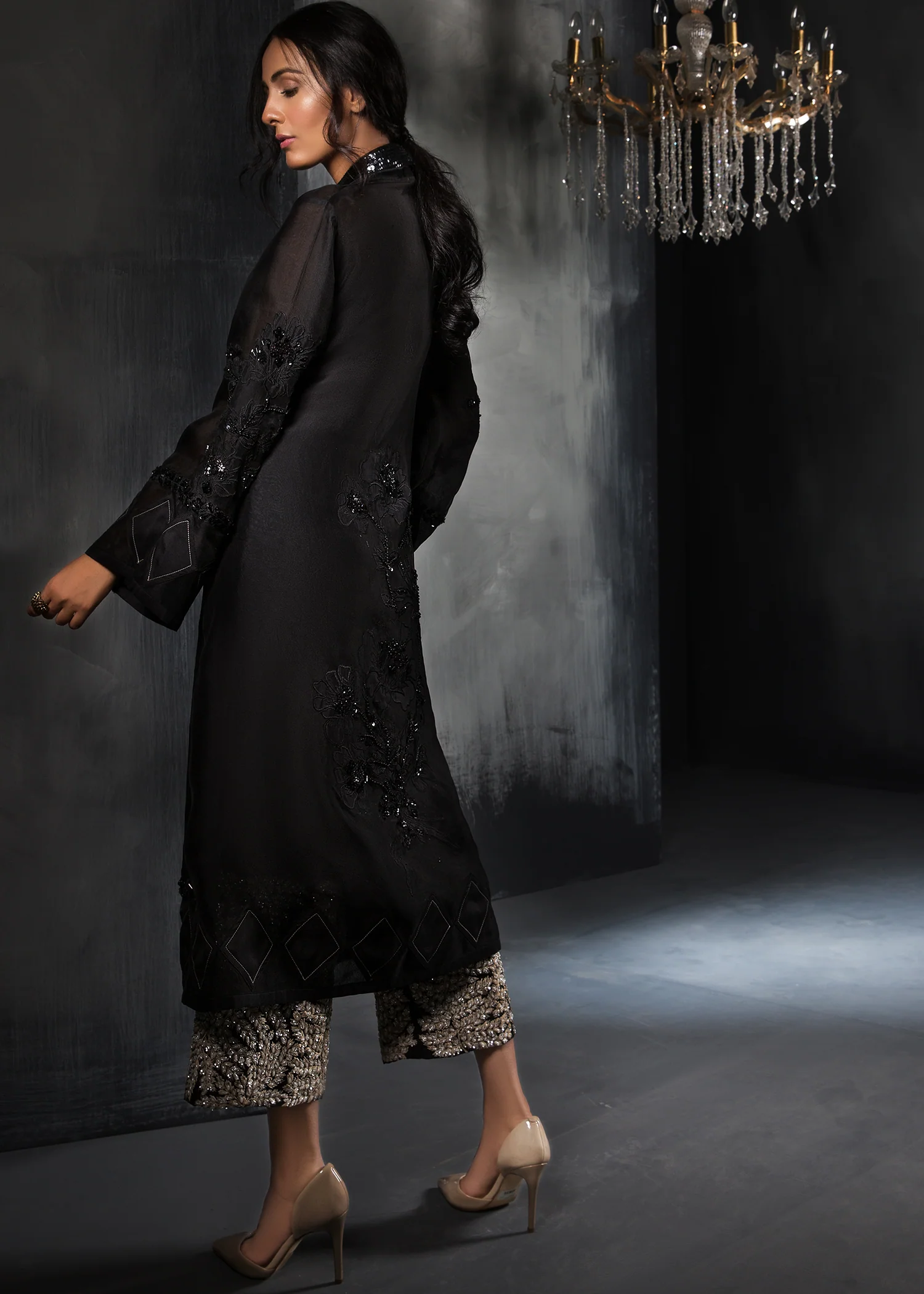 Black Swan - Image 4