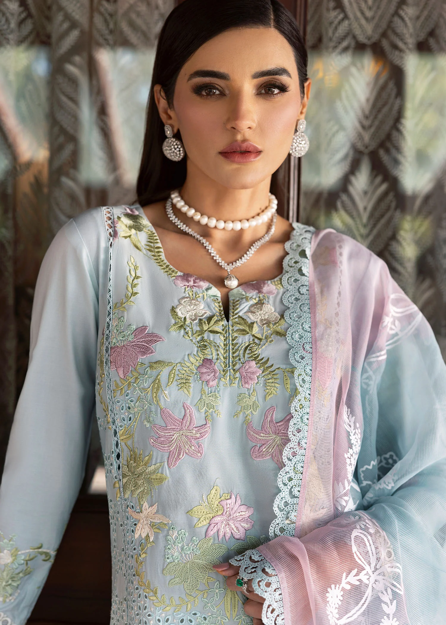 LOTUS REVERIE 4-B - Image 3