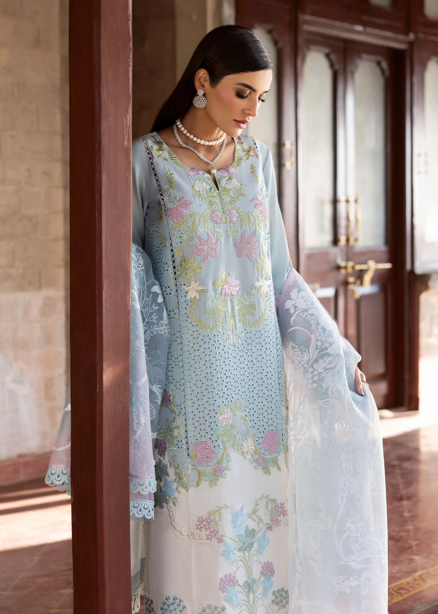 LOTUS REVERIE 4-B - Image 6