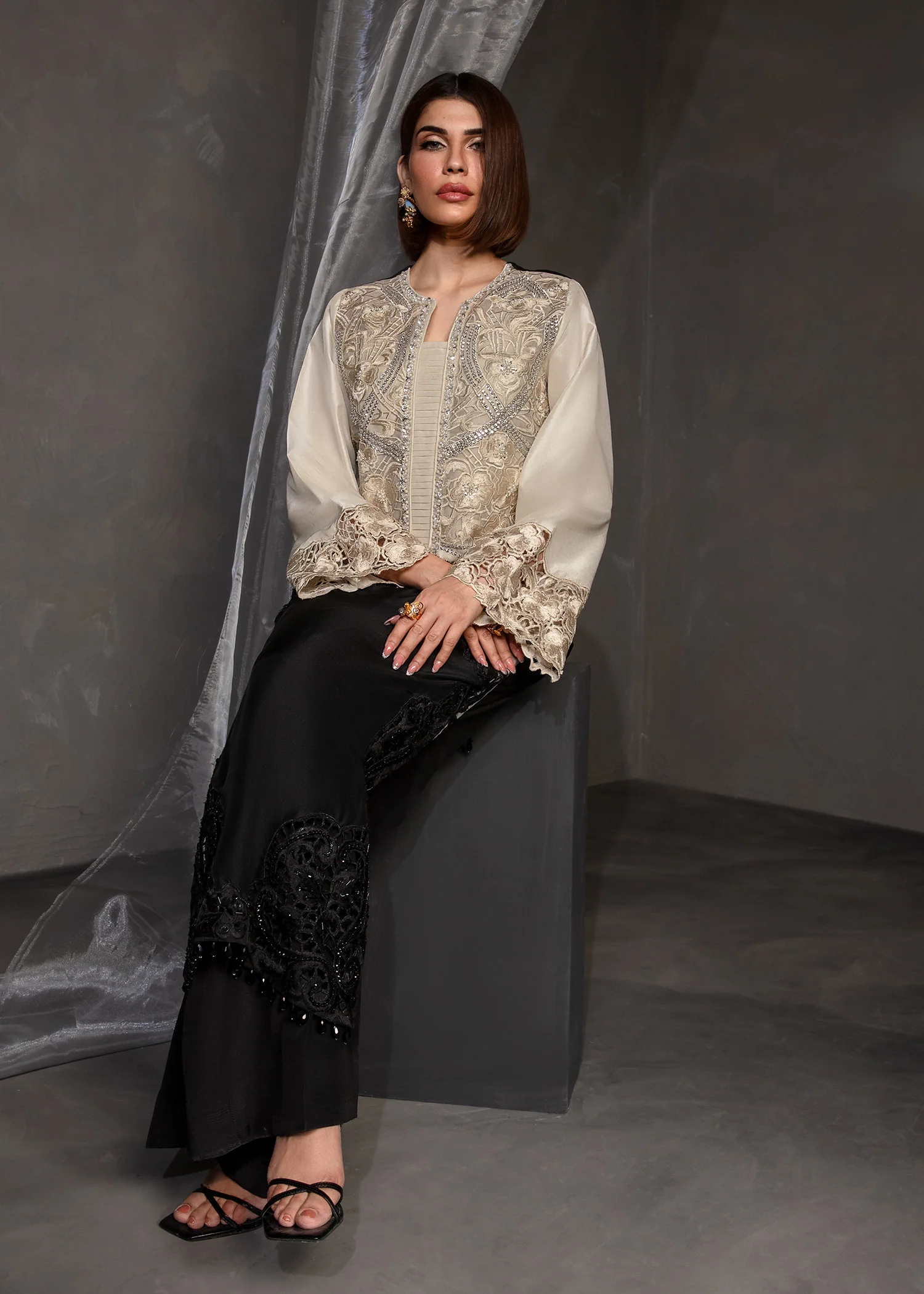Luxe - Image 6