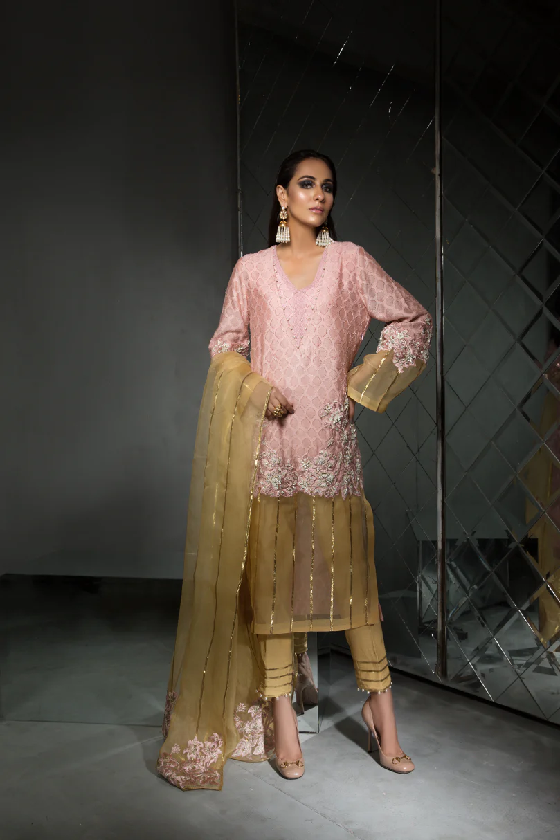 Pink - Image 3