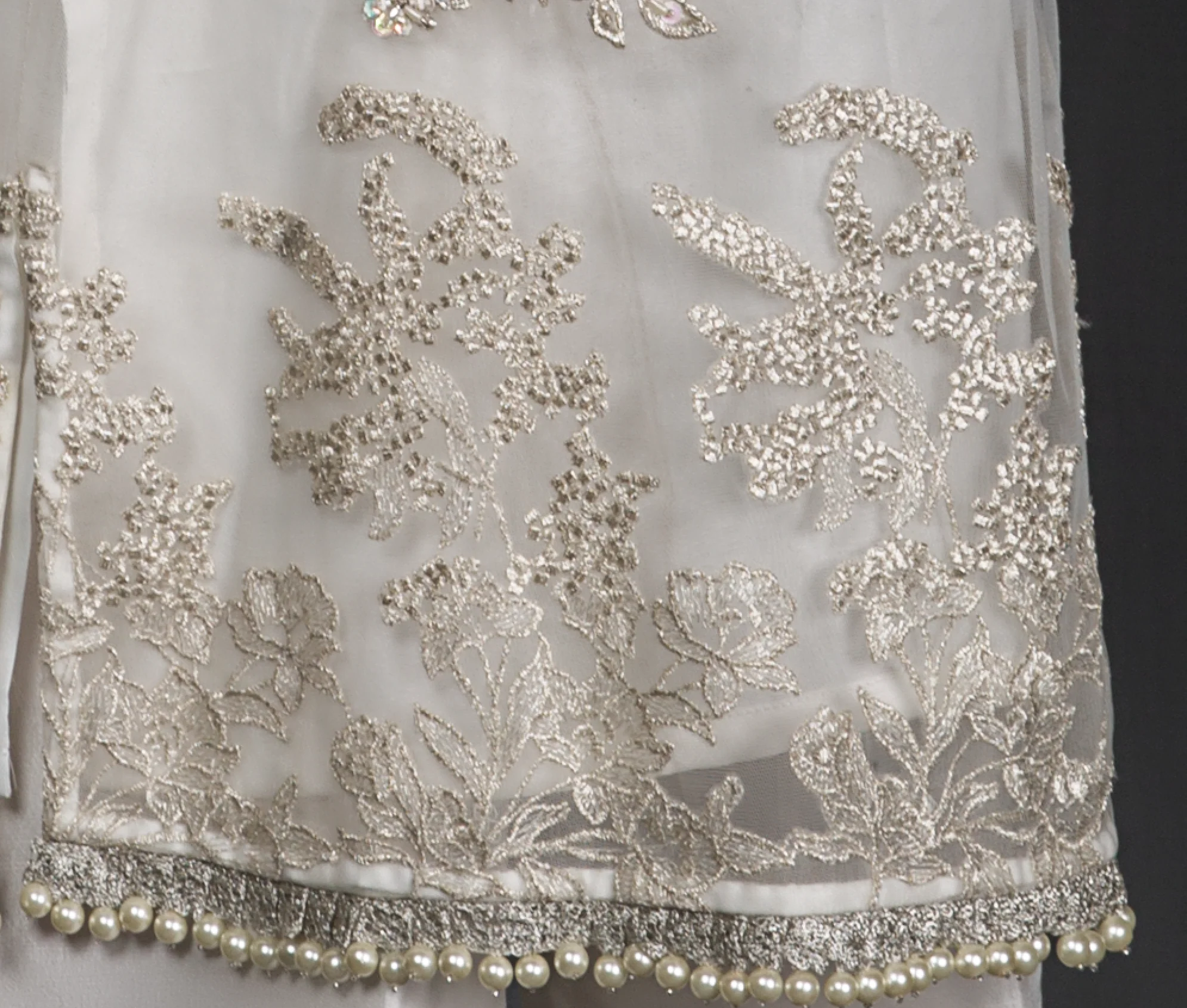 White Outfit - Image 8